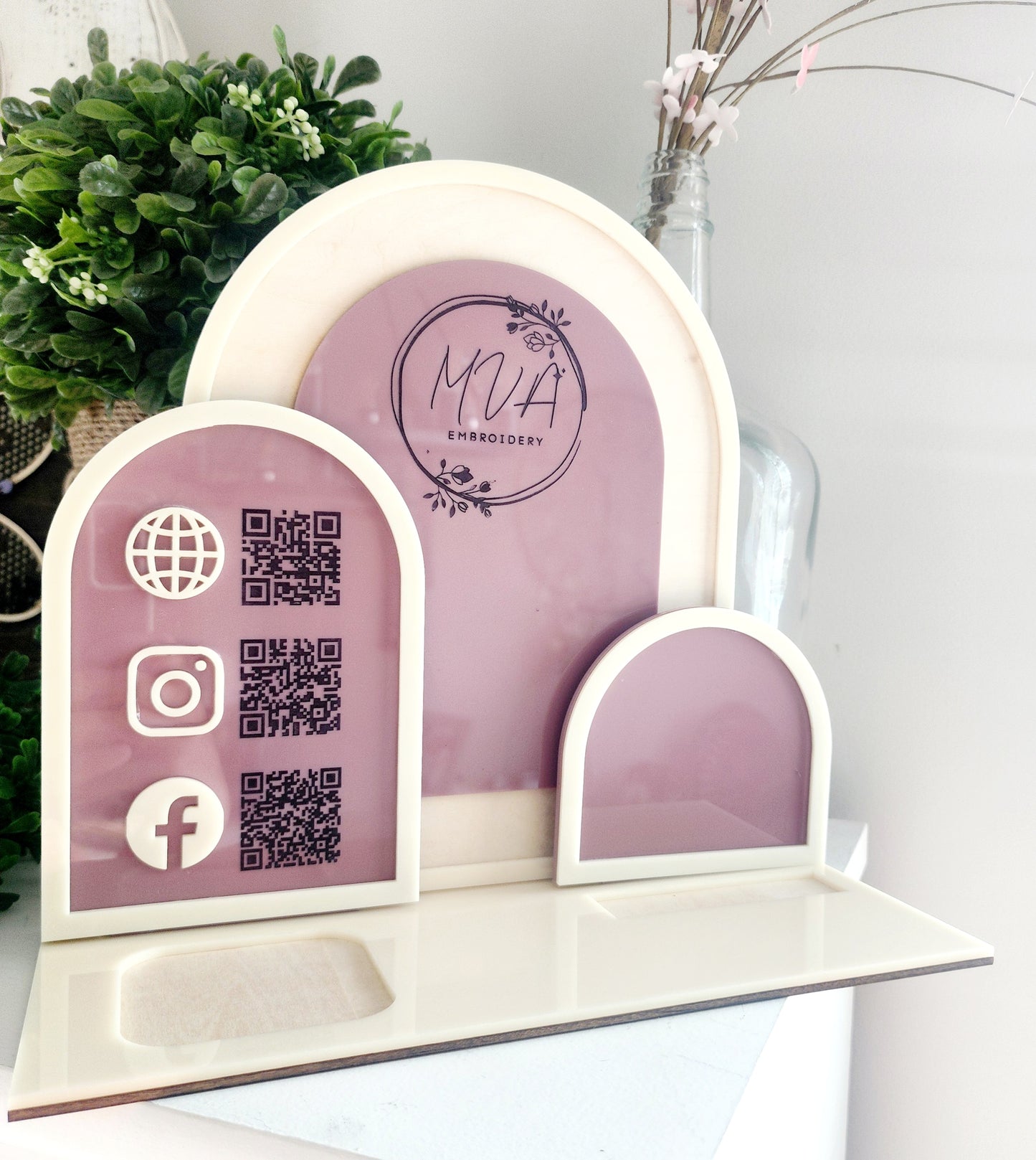 ACRYLIC QR CODE SIGN