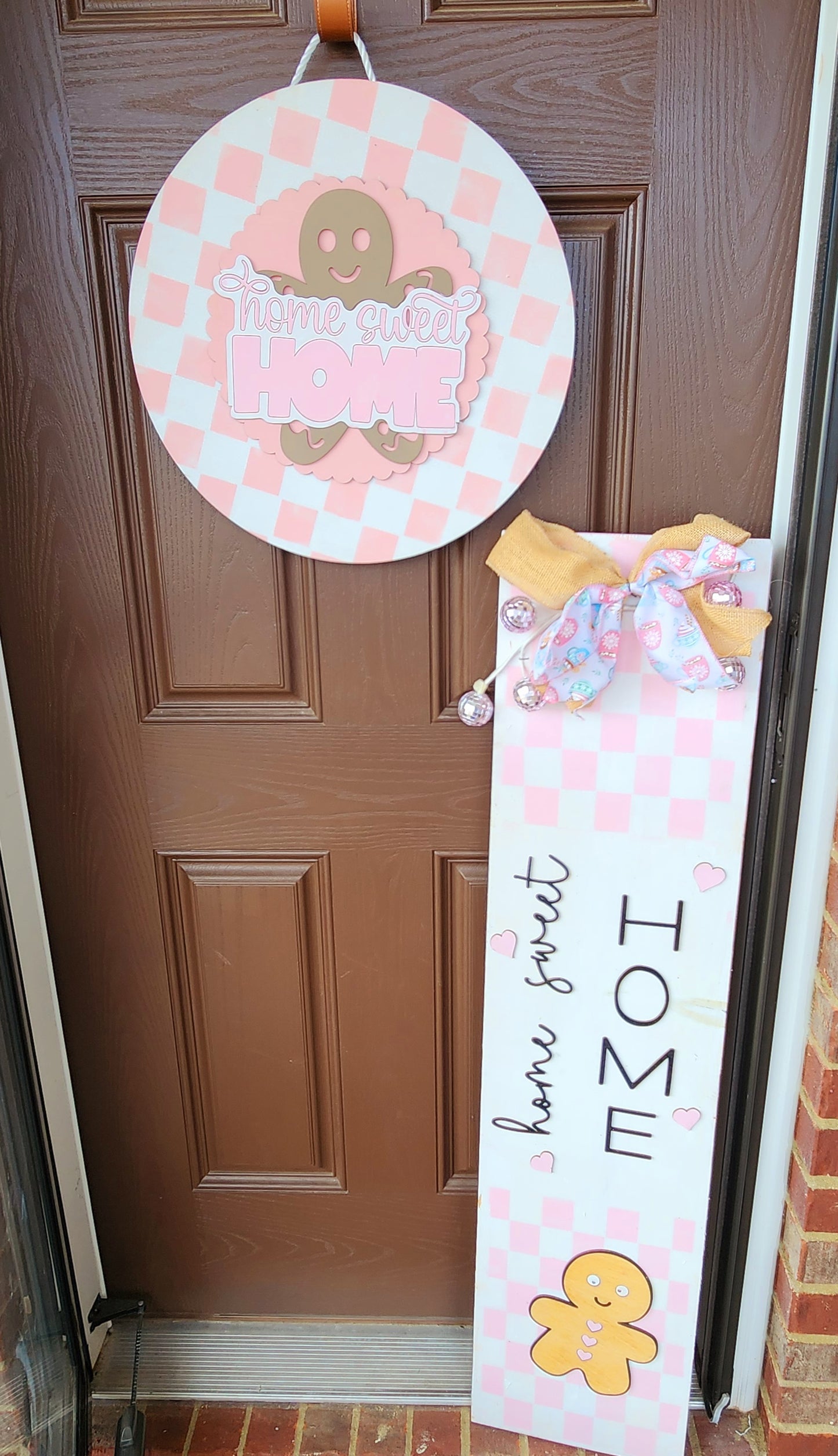 Pink checkered Gingerbread