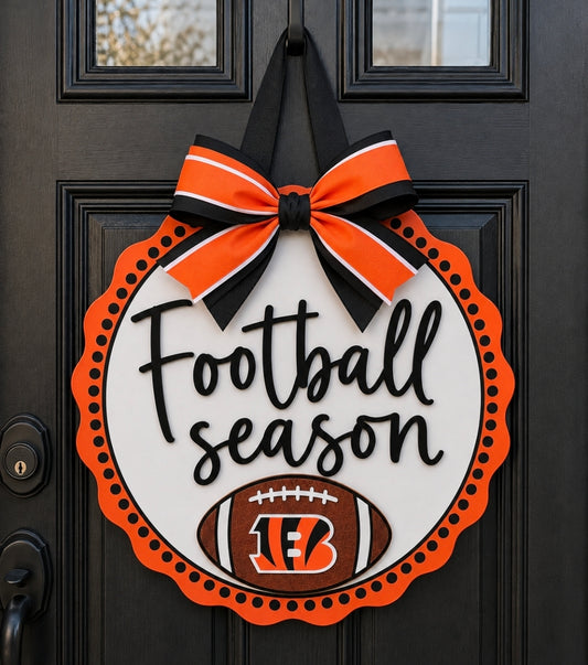 Football scalloped Edge 18in door Hanger