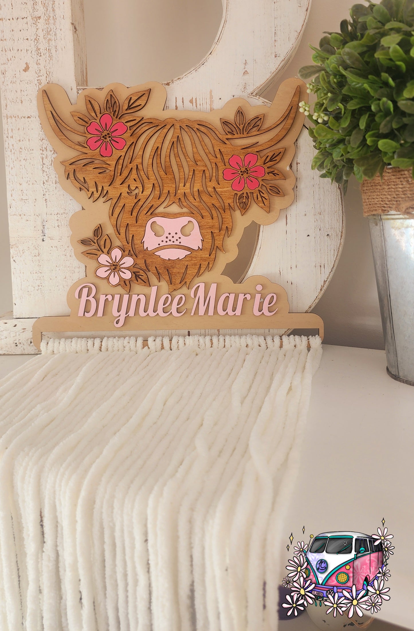 Highland Cow Bow Holder